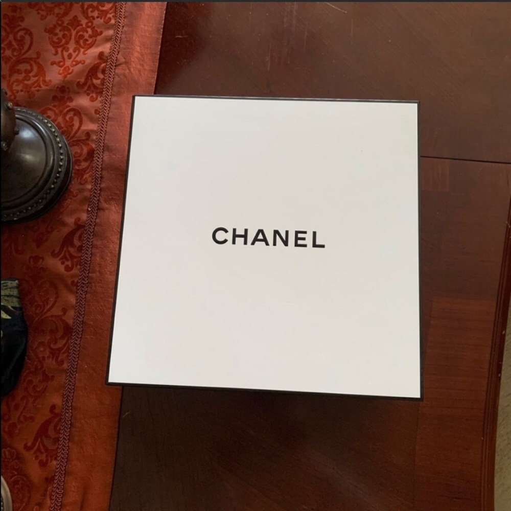 Chanel large box new
